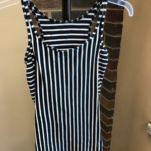 Lululemon twist back tank sz 4